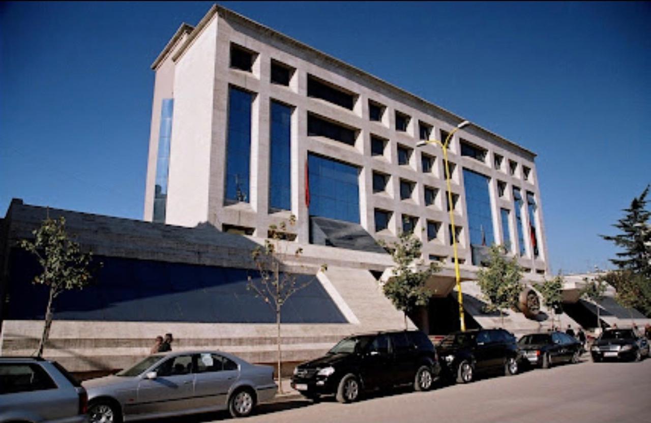 Center Apartment Tirana Exterior photo