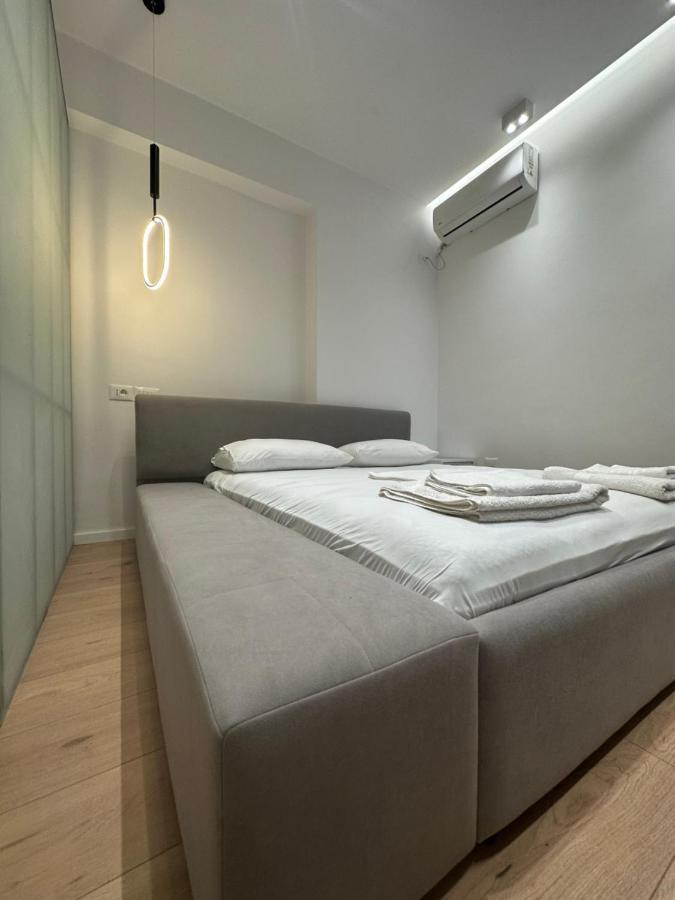 Center Apartment Tirana Exterior photo